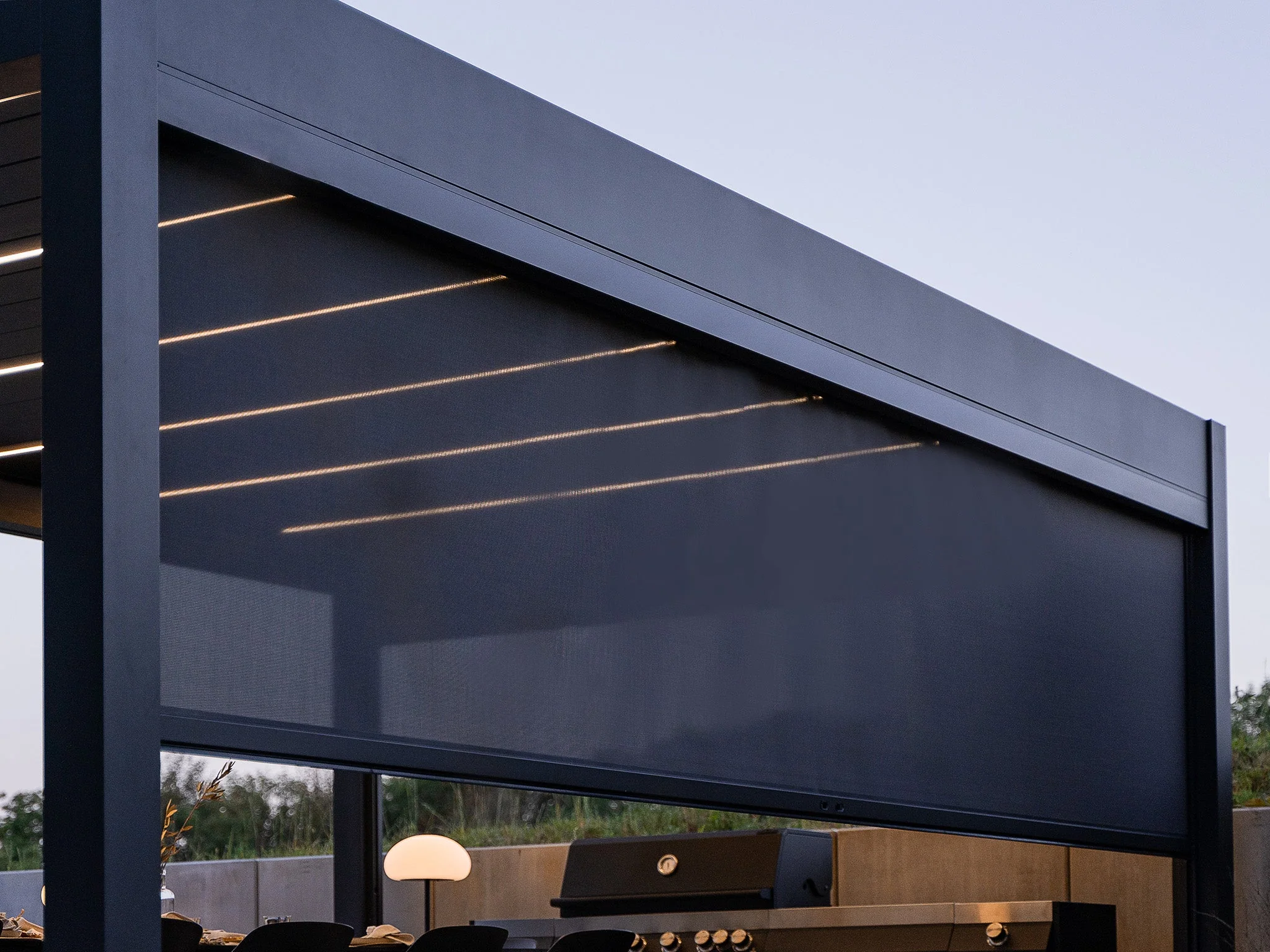 Retractable Screens - Image 5