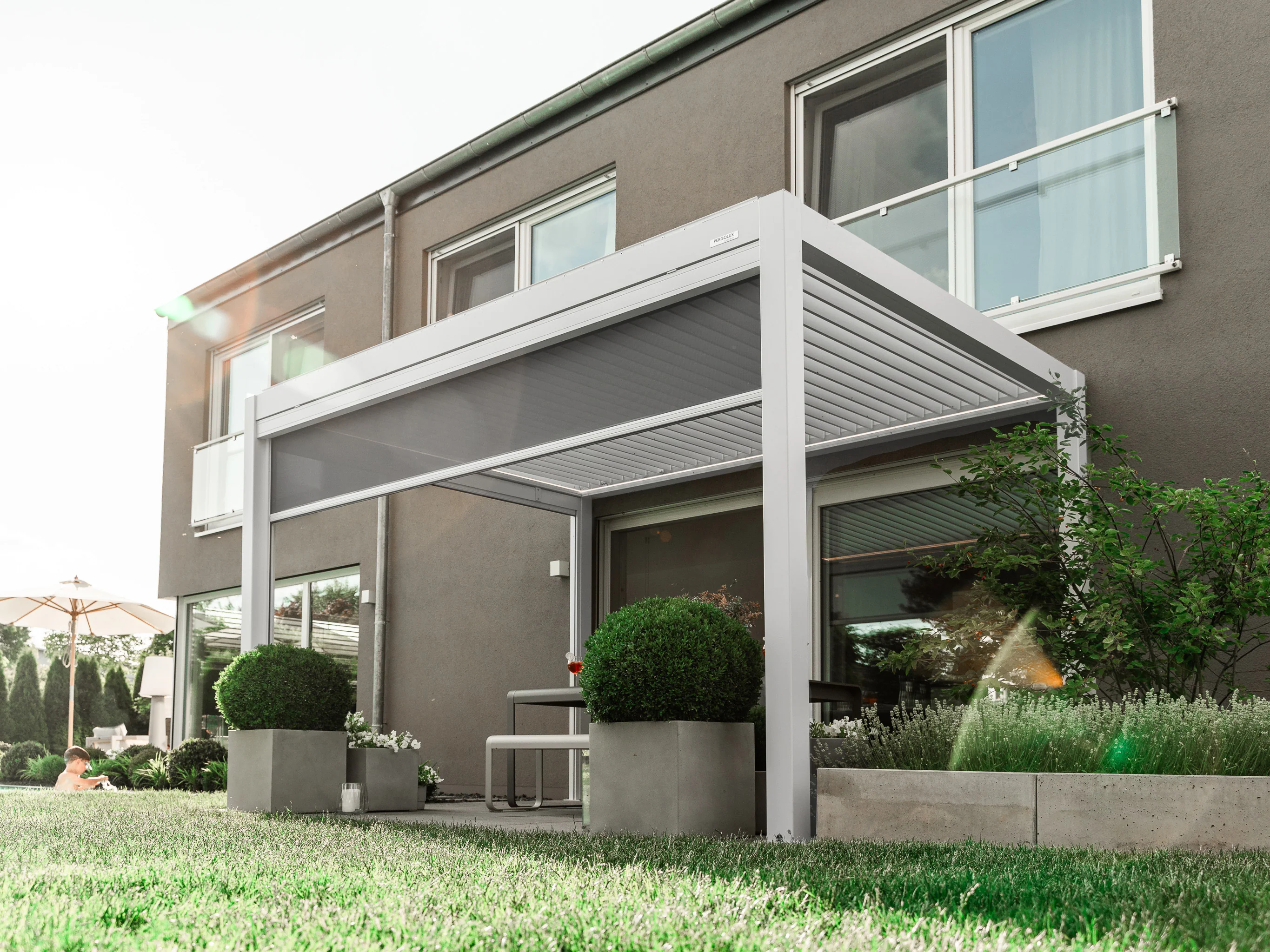 Retractable Screens for S1 - Image 8